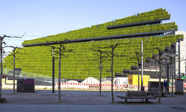 Elkészült Európa legnagyobb zöld homlokzata