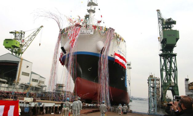 Vízre bocsátották a világ első, folyékony hidrogént szállító tankerét