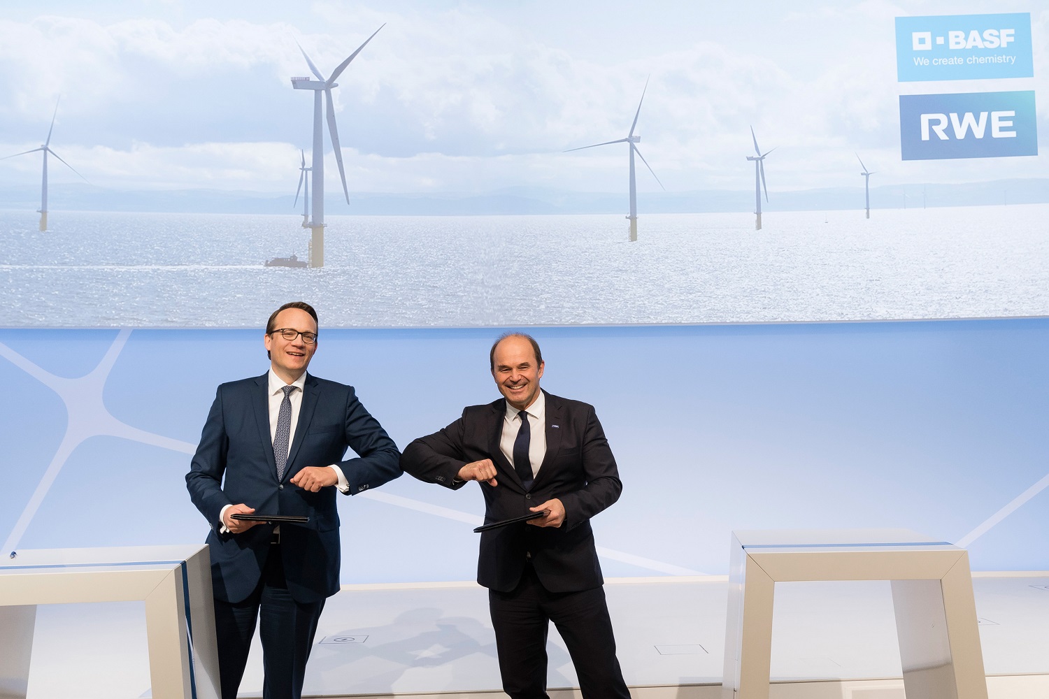 Tengeri szélerőmű-parkot tervez építeni a BASF és az RWE