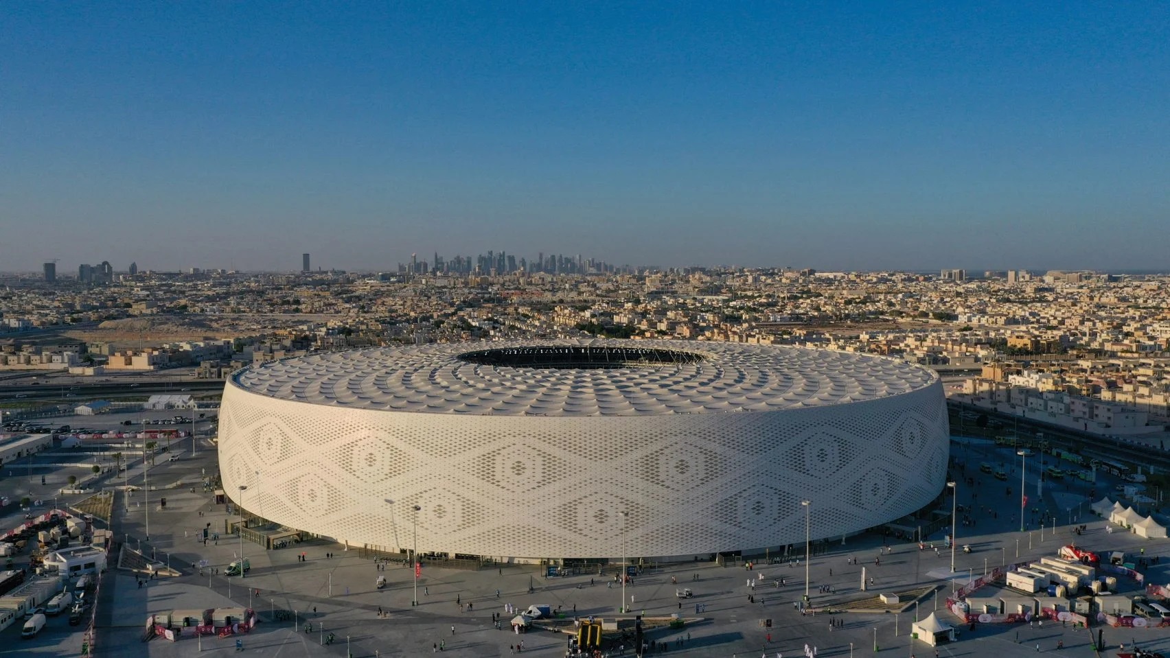 Átadták a 2022-es katari foci VB új stadionját