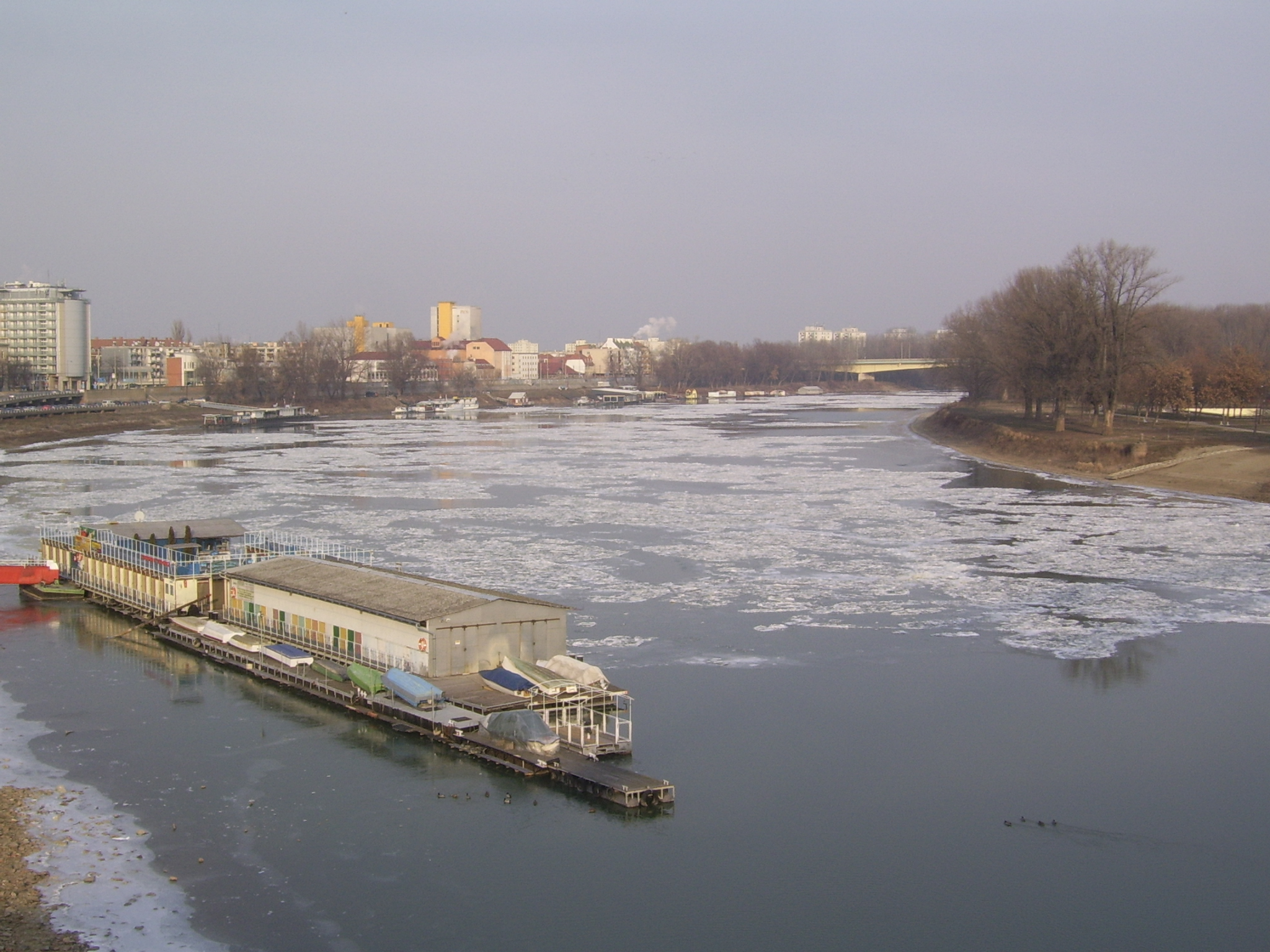 A Duna után a Tiszán kialakuló jégtorlaszok előrejelzésében is részt vesznek az SZTE kutatói
