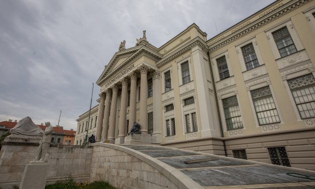 Felújították a Móra Ferenc Múzeumot és a szegedi vár épületét