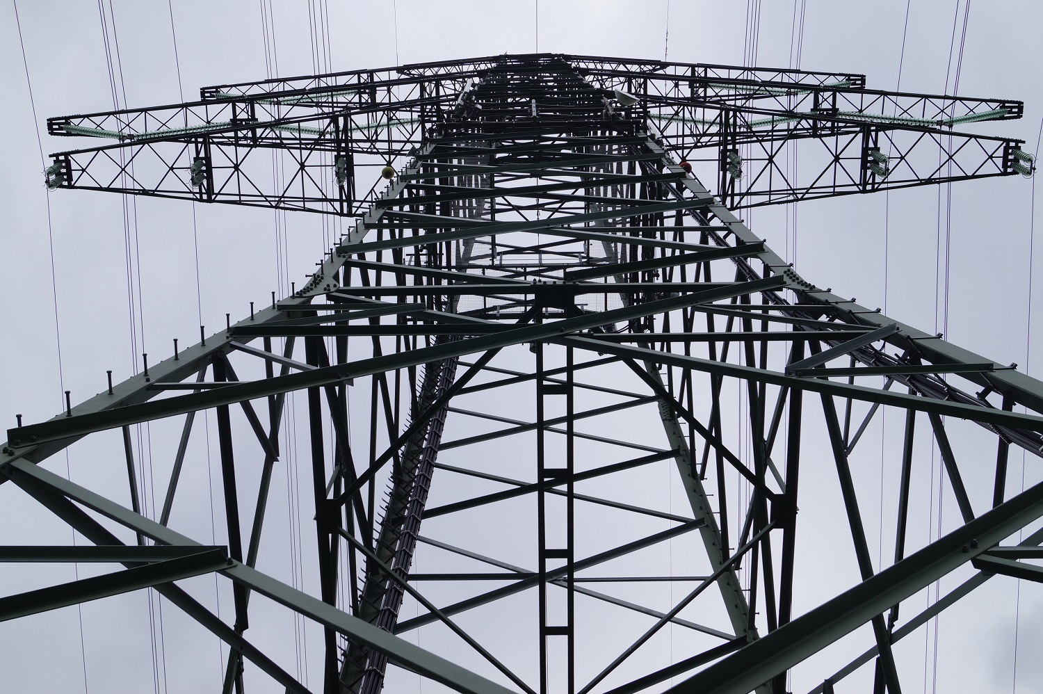Jóváhagyta az energiahivatal a villamosenergia-rendszerirányító hálózatfejlesztési tervét