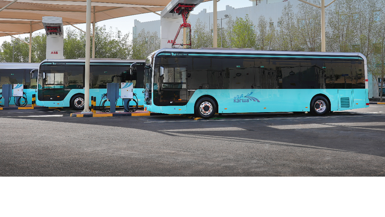 Katarban épül a világ egyik legnagyobb, e-buszokra épülő hálózata