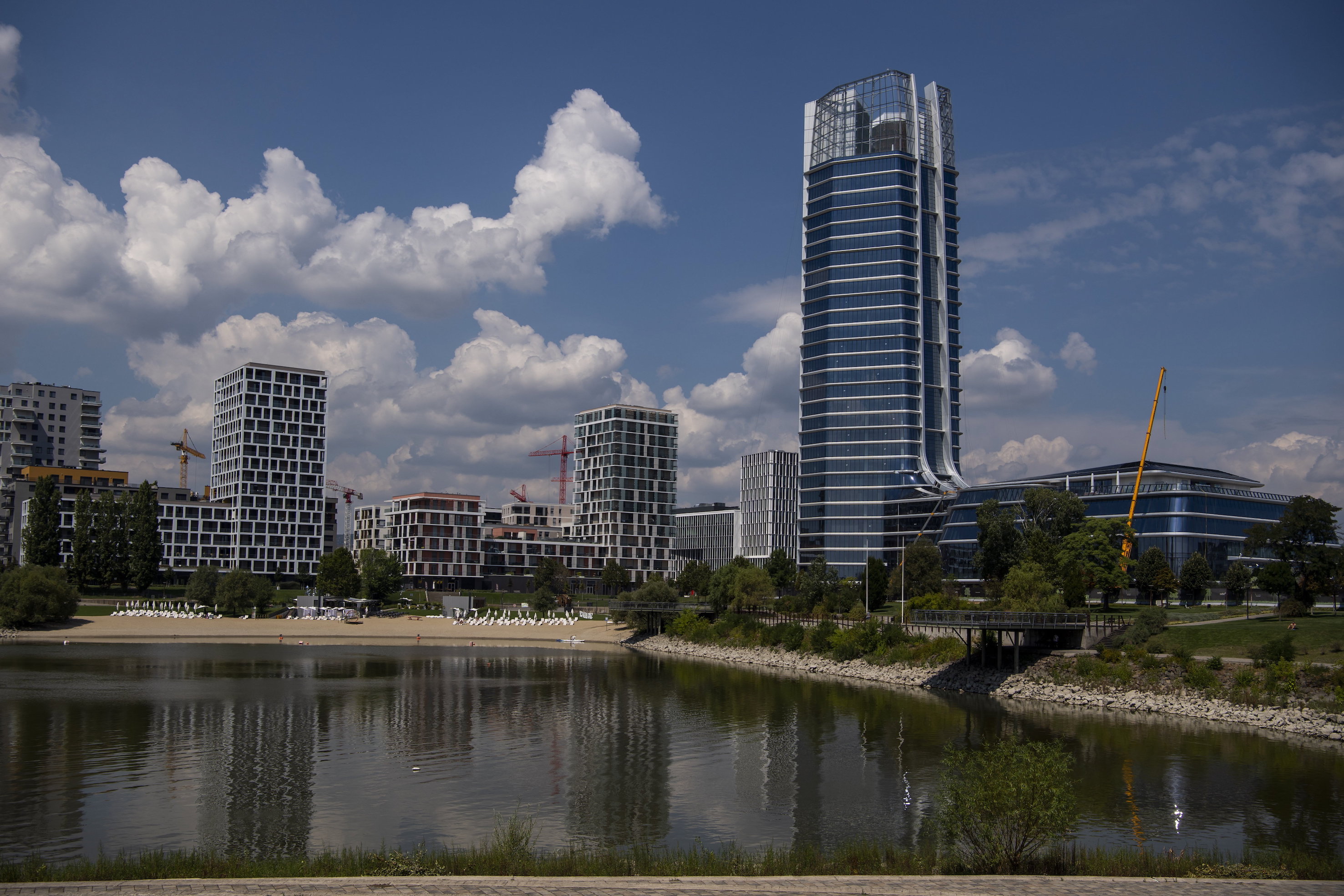 A BudaPart városnegyed beruházás egyharmadát adták át eddig