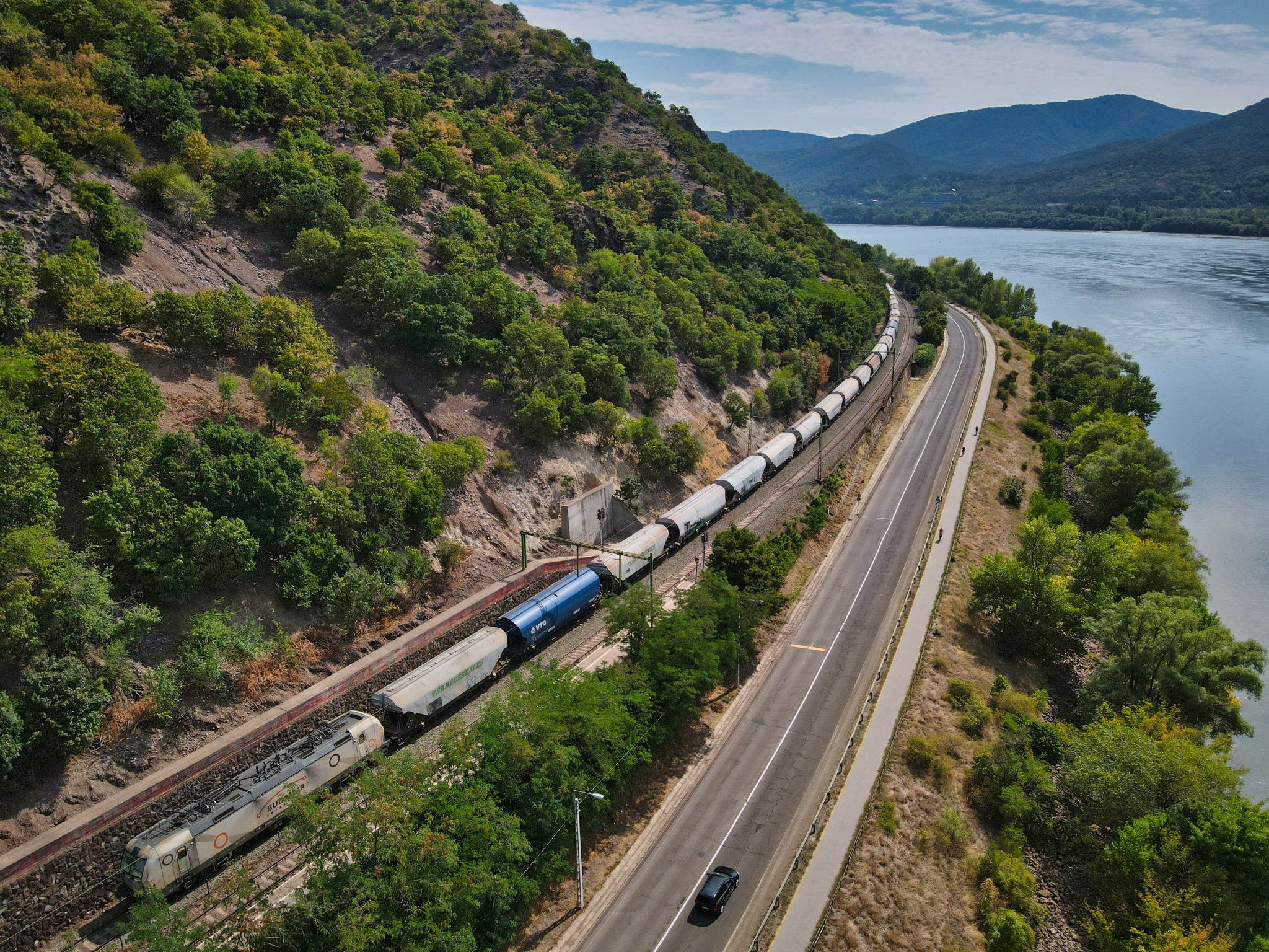 Vitézy: a vasúti hálózat-hozzáférési díj felárának eltörlését tervezik
