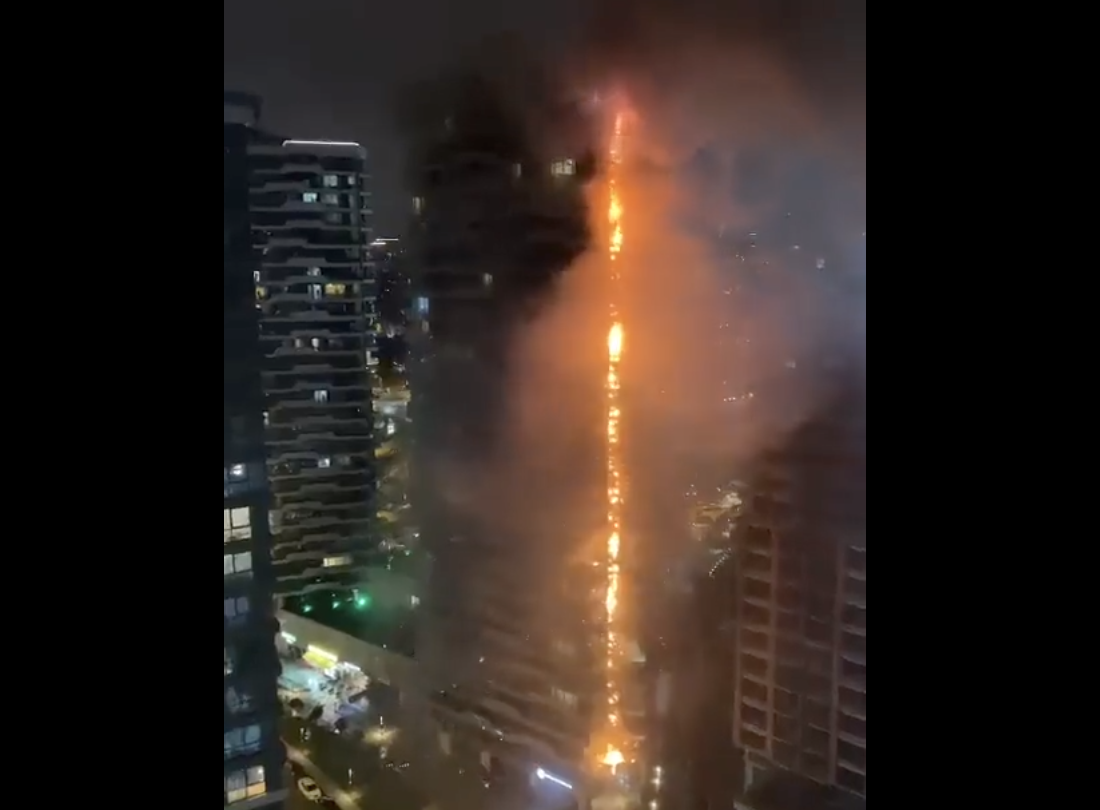 Tűz ütött ki egy isztambuli toronyházban
