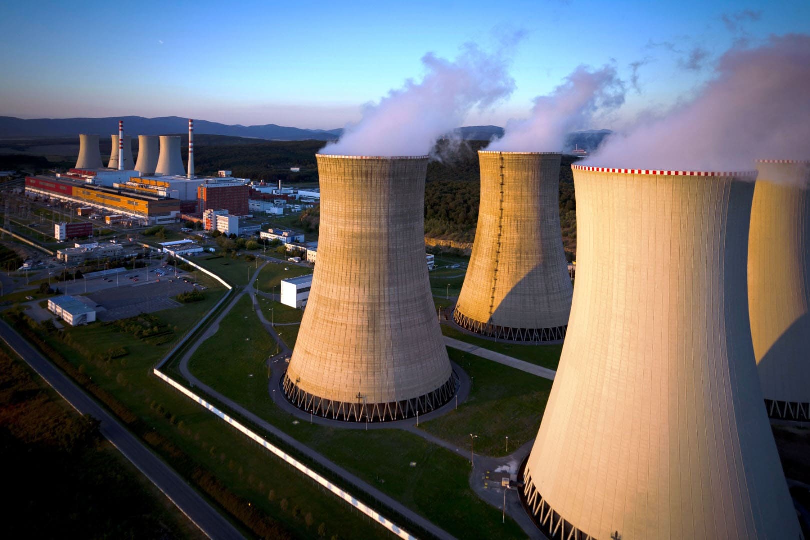 Szlovákiában megkezdte az áramtermelést a mohi atomerőmű harmadik blokkja