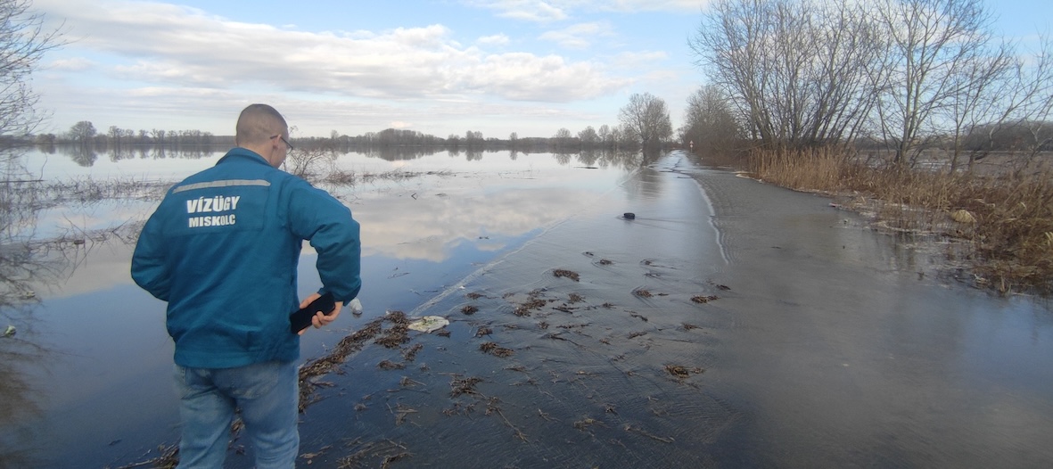 Árvízvédelmi készültség van több folyó Észak-magyarországi szakaszán