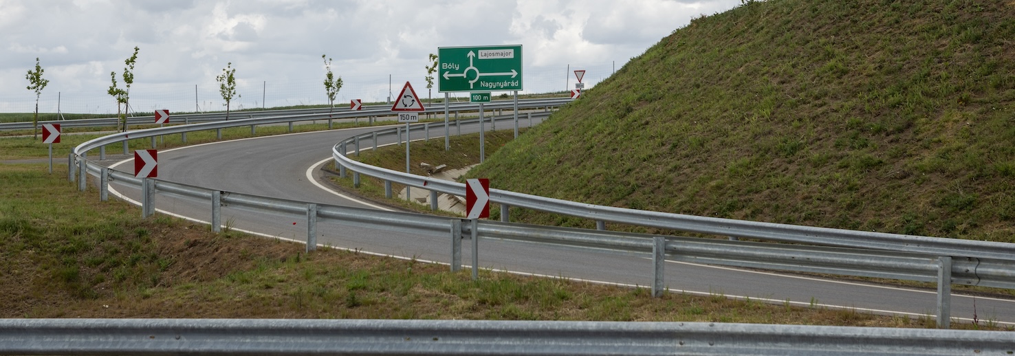 Forgalomba helyezték az M6-os Bóly és Lippó közötti szakaszát