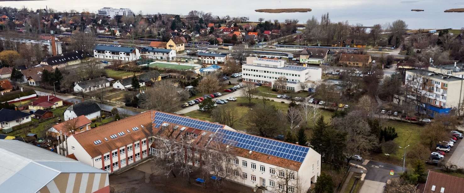 EM: Magyarországon a harmadik legnagyobb a világon a napenergia aránya az áramtermelésben