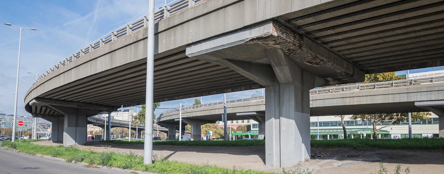 Felújítás előtt a Flórián téri felüljárók: hamarosan indulhat a munka