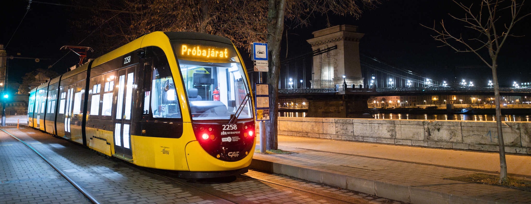 Elkezdődött az új CAF-villamos éles tesztelése