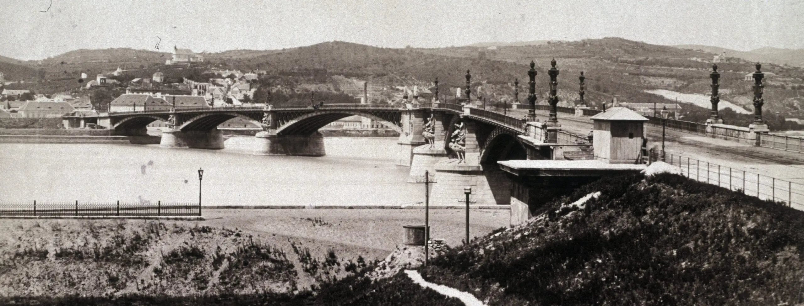 Áprilisi mérnök-kalauz