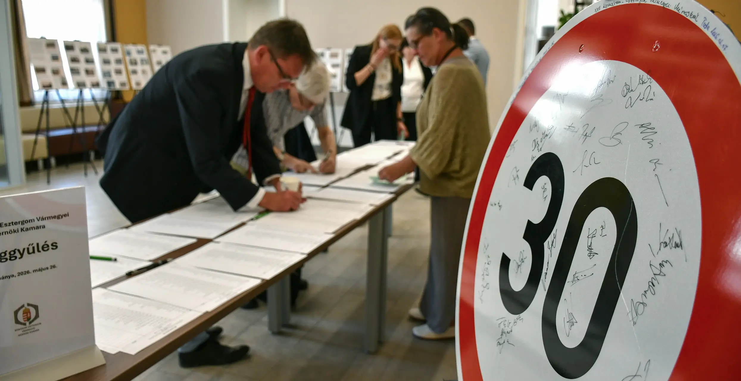 Komárom-Esztergom: jubileumi taggyűlés a kamara új székhelyén